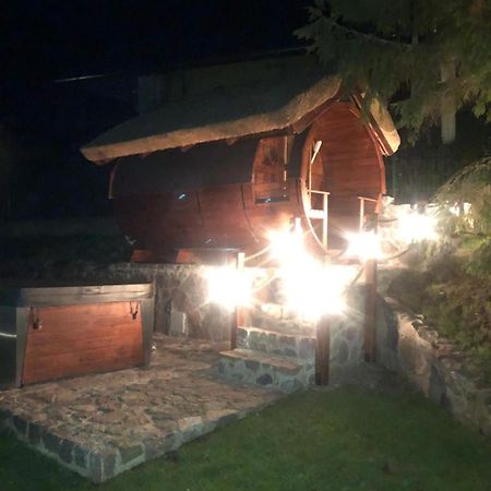 Dom Nad Jeziorem Ublik Z Sauna I Jacuzzi Экстерьер фото