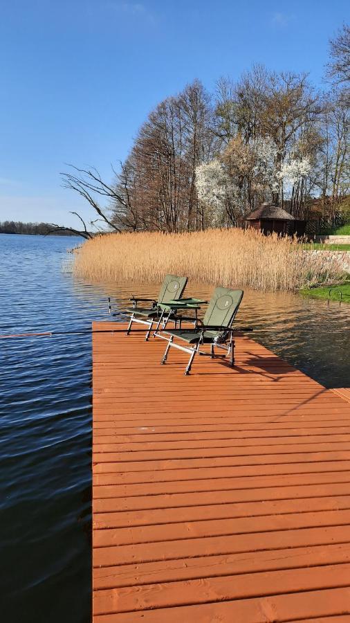 Dom Nad Jeziorem Ublik Z Sauna I Jacuzzi Экстерьер фото